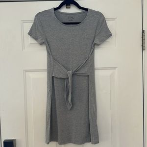 Art class dress gray large